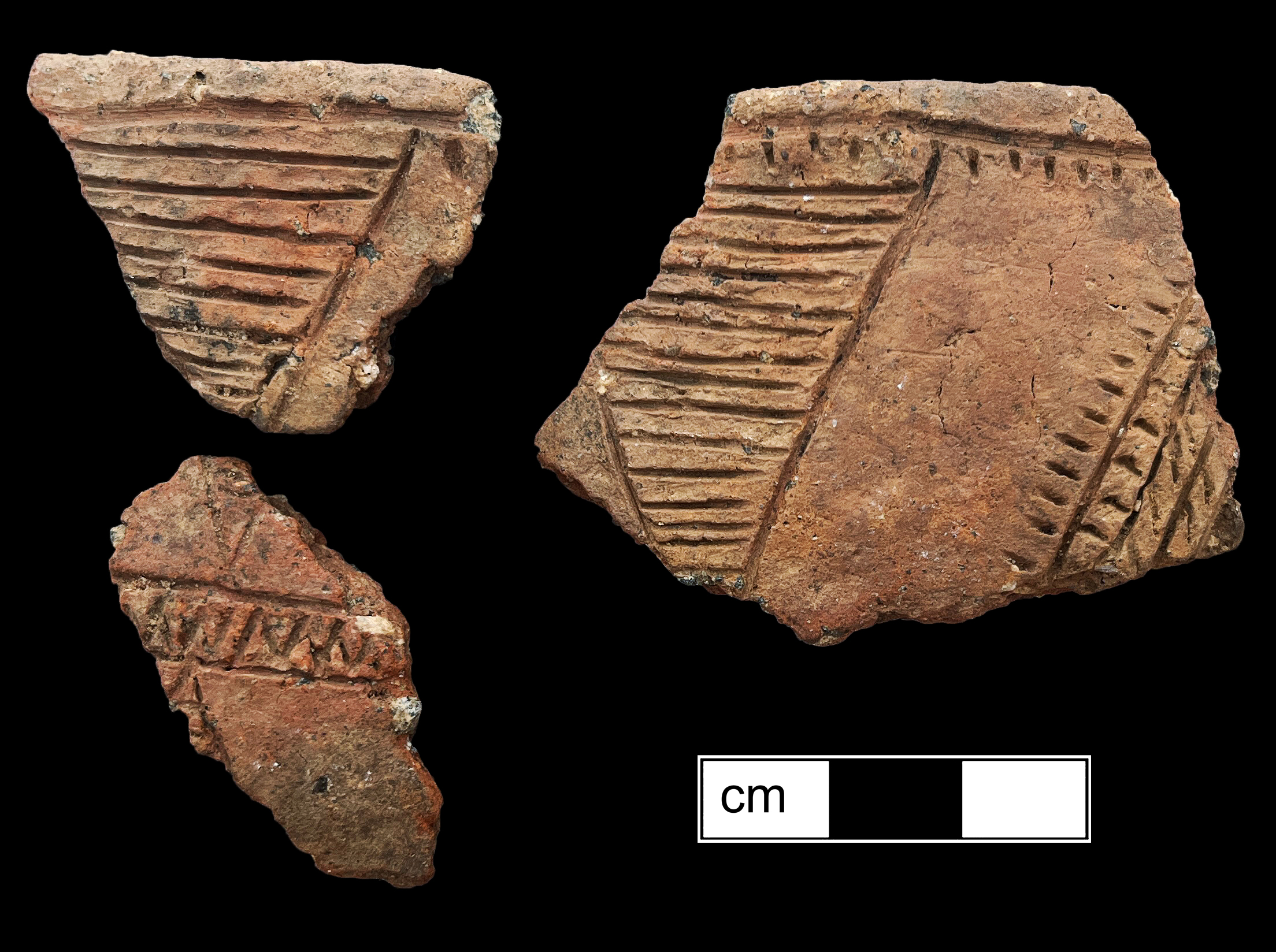 Image of ceramic, Crushed Rock Tempered Rim with Plain/Smoothed Surface Treatment, Bowman's Brook type, Incised