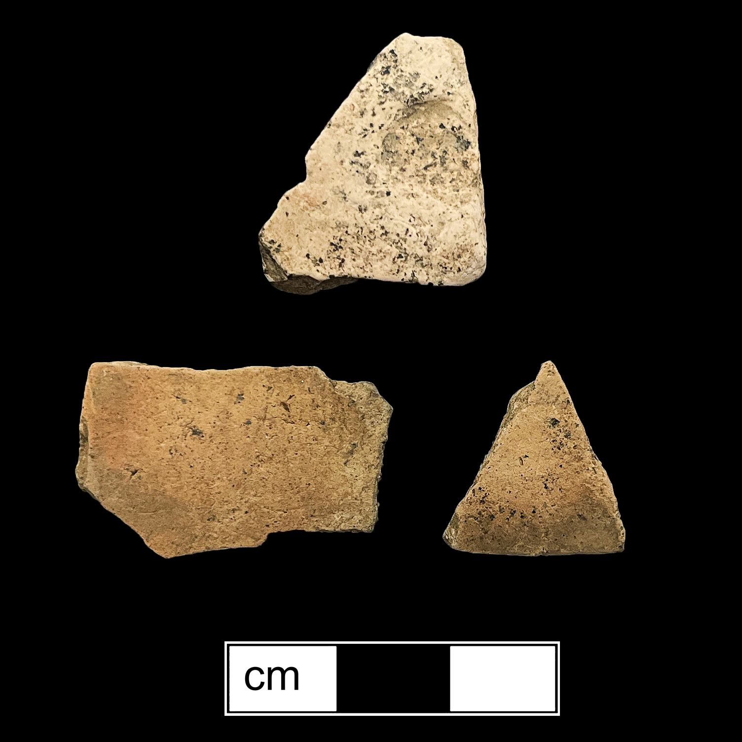 Image of ceramic, Temperless Tempered Body with Plain/Smoothed Surface Treatment, Colonoware type, Undecorated