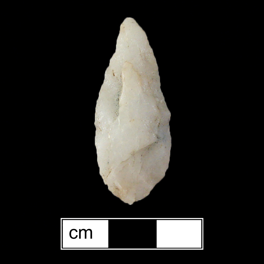Image of stone projectile point made of Quartz, Contracting Stem shape, with a Contracting stem, Excurvate blade, and Convex base shape. Piscataway type.