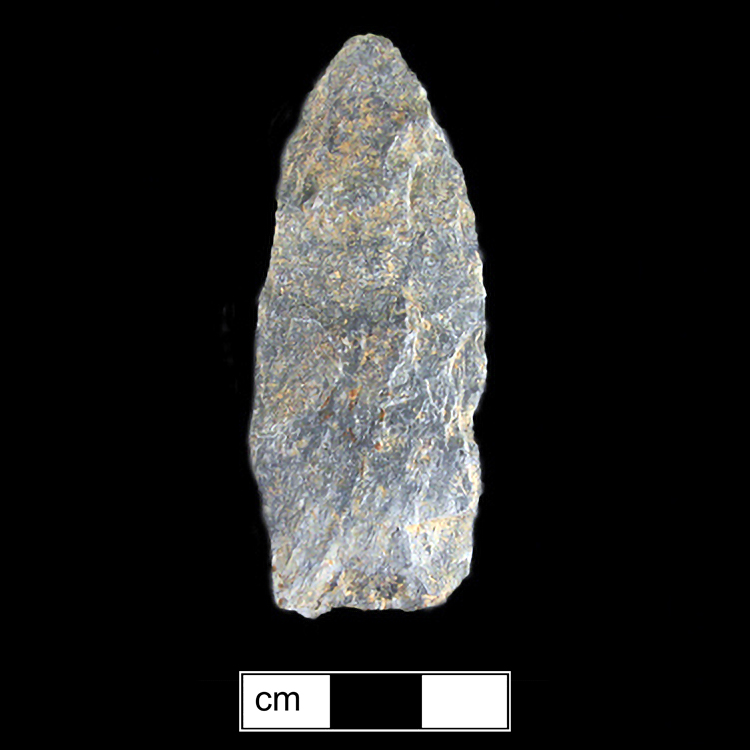 Image of stone projectile point made of Rhyolite, Lanceolate shape, with a N/A stem, Excurvate blade, and Straight base shape. Selby Bay/Fox Creek type.