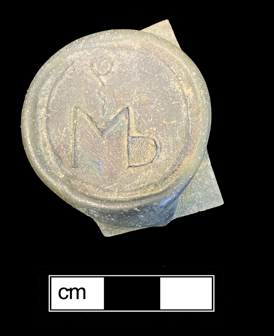 Image of colored glass bottle seal, Names or Initials.