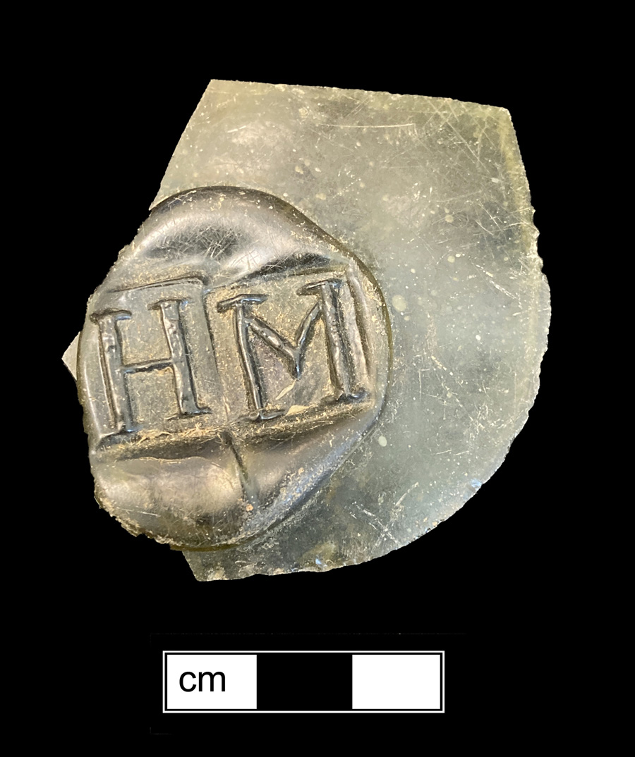 Image of colored glass bottle seal, Names or Initials.