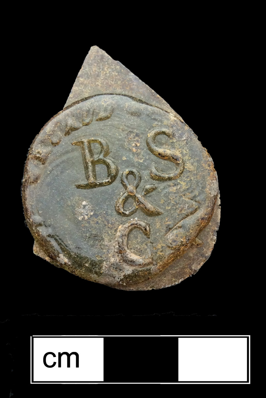 Image of colored glass bottle seal, Names or Initials.