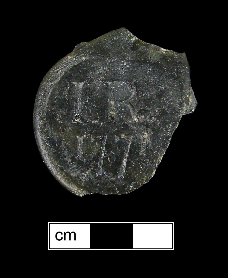 Image of colored glass bottle seal, Names or Initials.