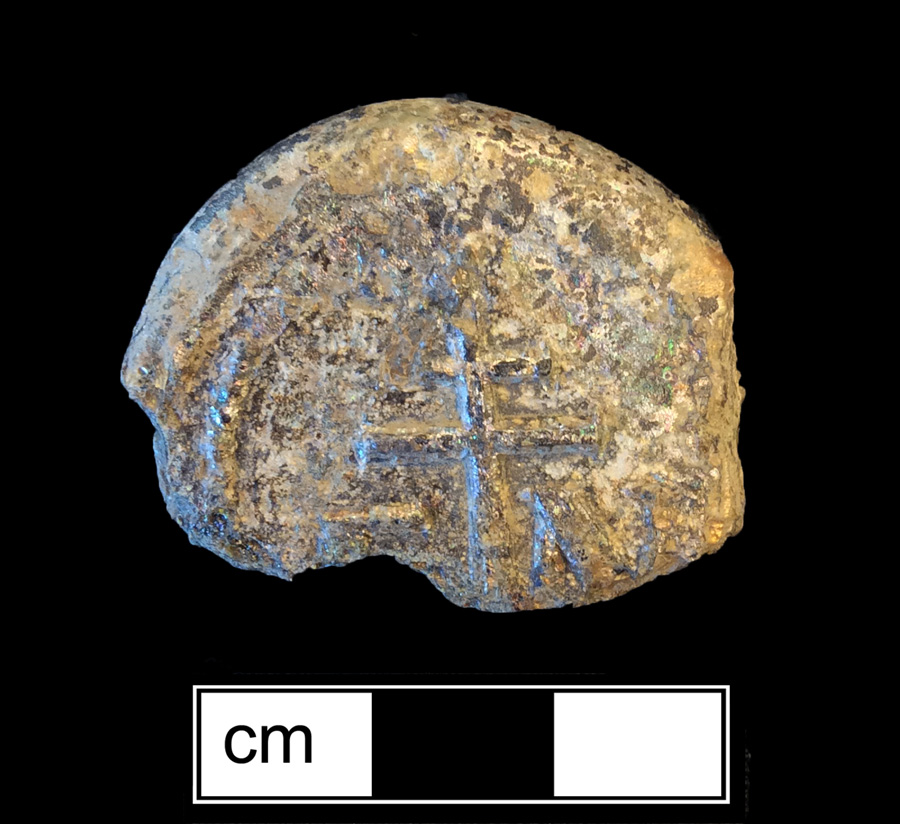Image of colored glass bottle seal, Names or Initials.