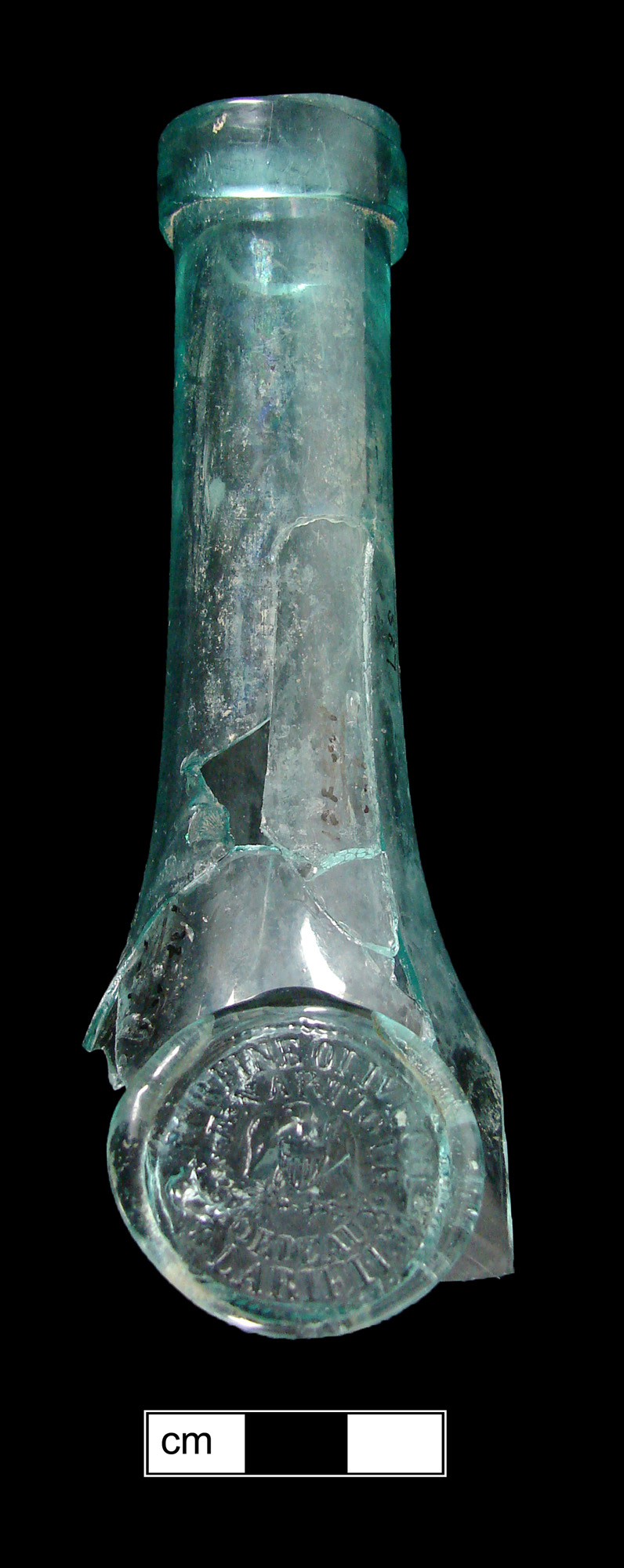 Image of colored glass bottle seal, Commercial Mark.