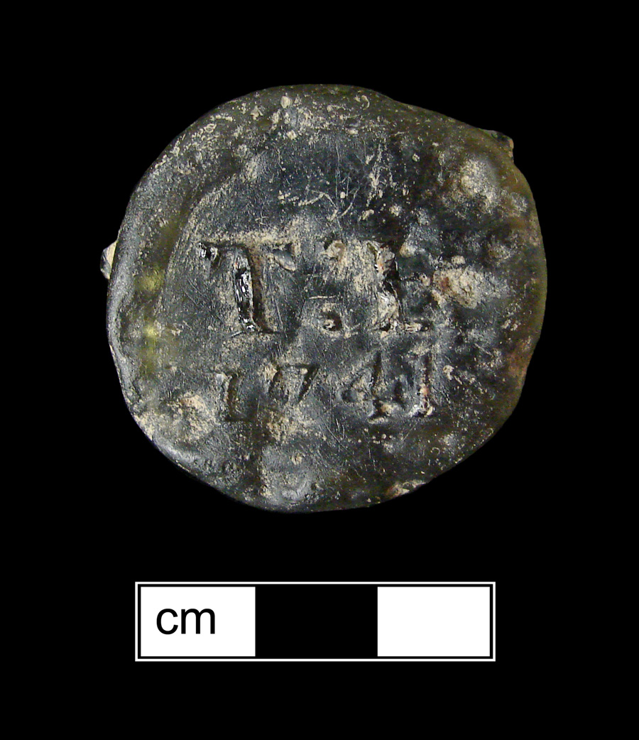Image of colored glass bottle seal, Names or Initials.