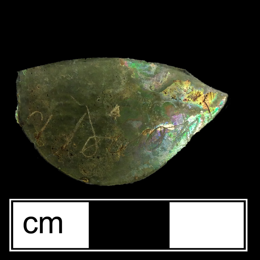 Image of colored glass bottle seal, Names or Initials.