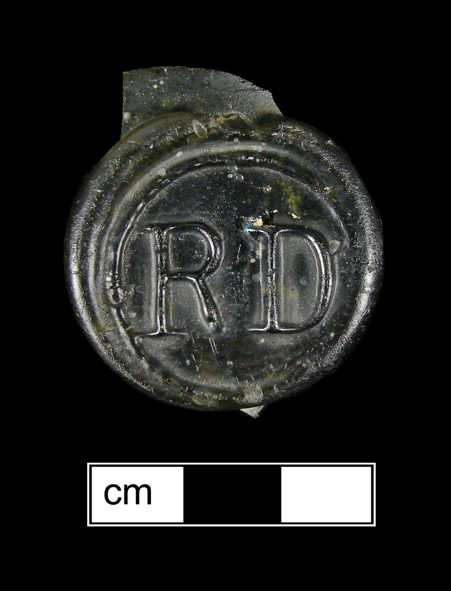 Image of colored glass bottle seal, Names or Initials.