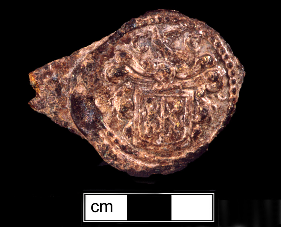 Image of colored glass bottle seal, Armorial Device.