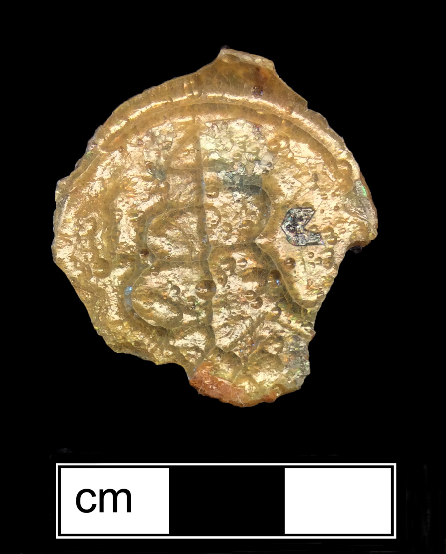 Image of colored glass bottle seal, Merchant-Style Mark.
