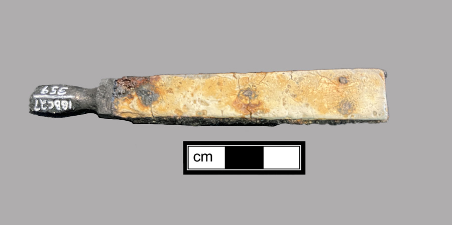 Image of iron fork, scale tang.