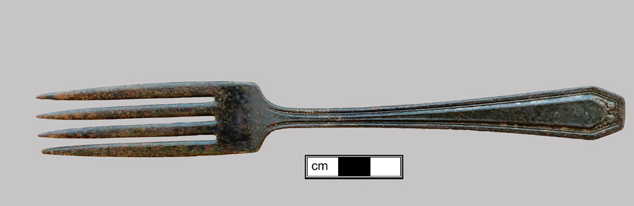Image of copper alloy fork, four-tined fork.