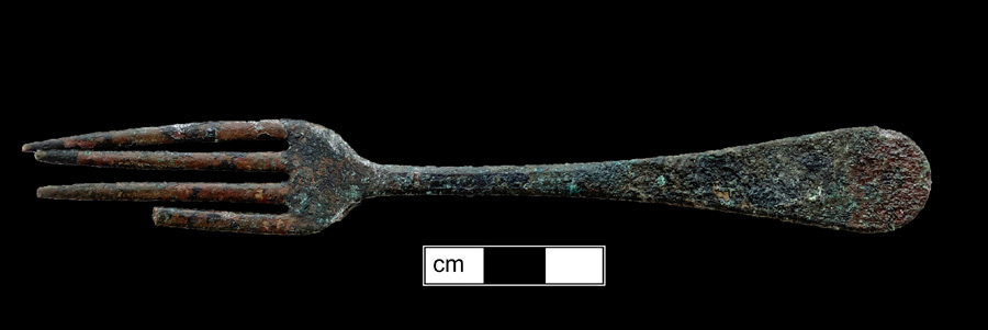 Image of copper alloy fork, four-tined fork.