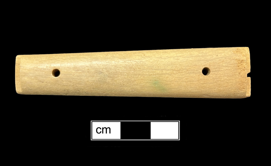 Image of bone knife handle.