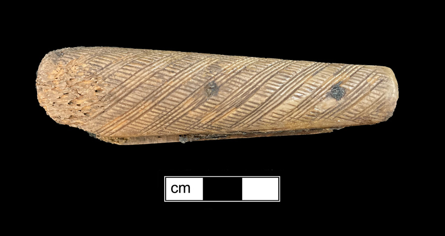 Image of bone knife handle.