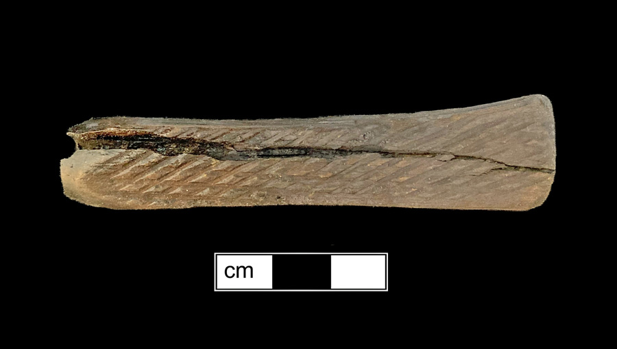 Image of bone knife handle.