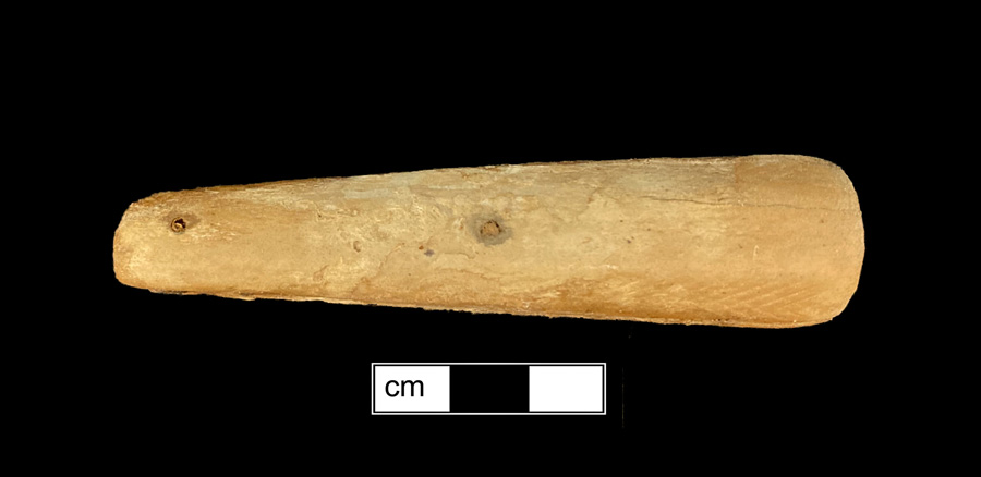 Image of bone knife handle.