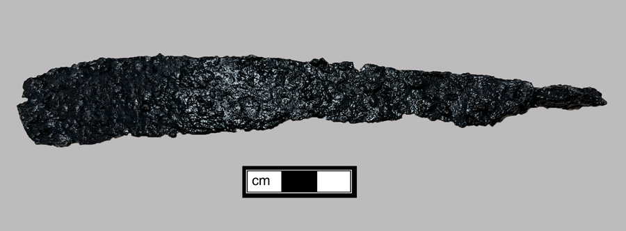 Image of iron knife.
