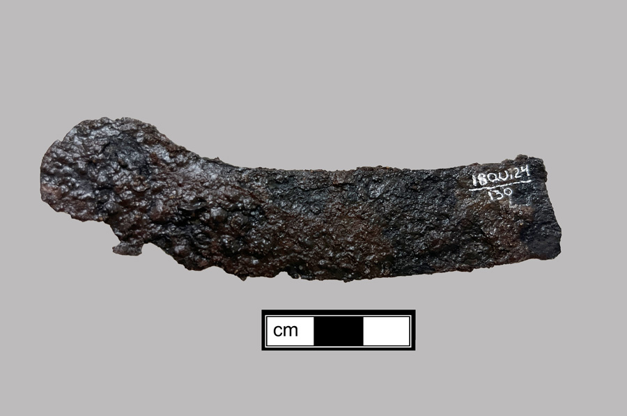 Image of iron knife.