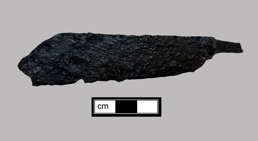 Image of iron knife.