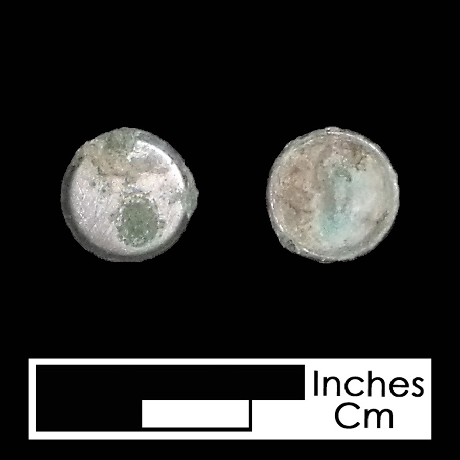 Image of silver/copper alloy linked button.