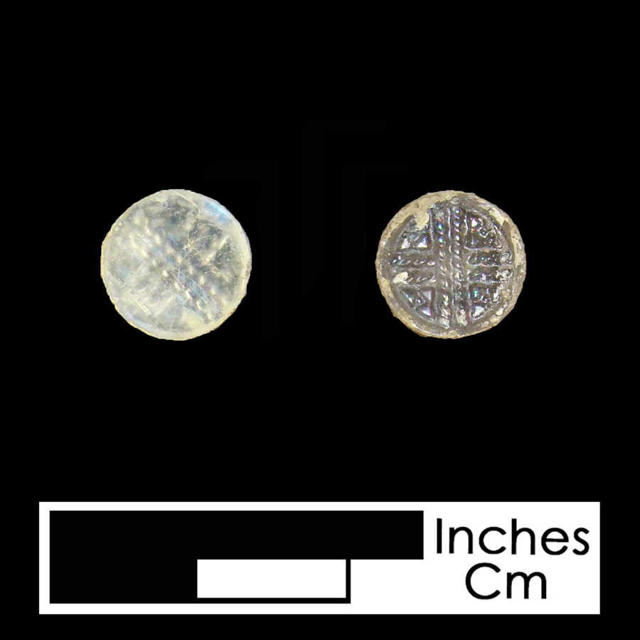 Image of glass linked button.