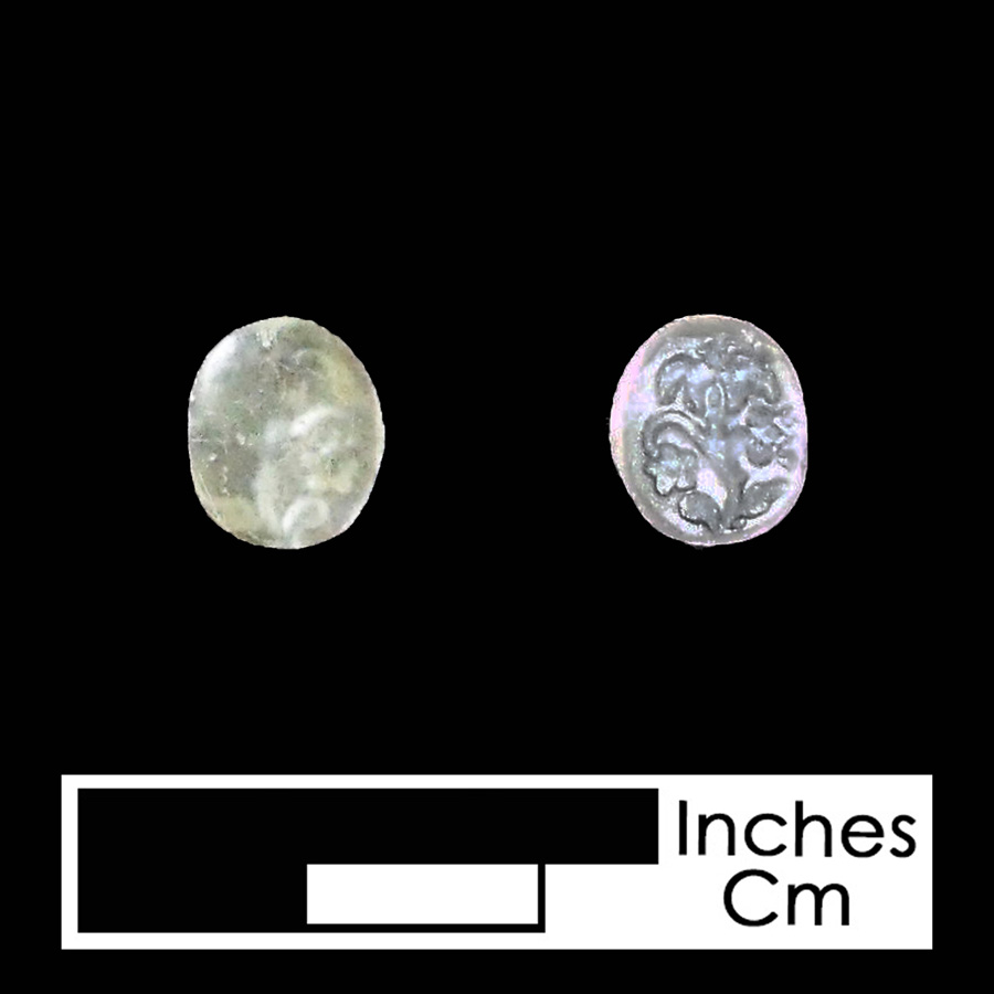 Image of glass linked button.