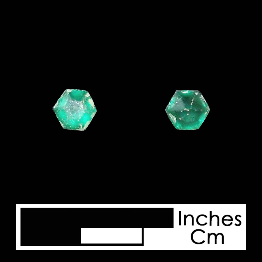 Image of glass linked button.