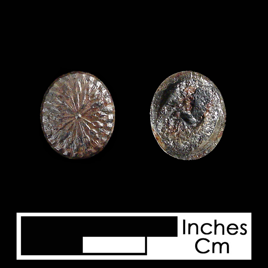 Image of copper alloy/pewter linked button.