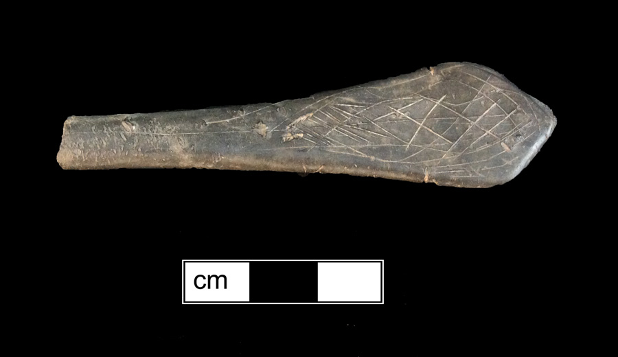 Image of pewter spoon, Dognose or Shield Top.