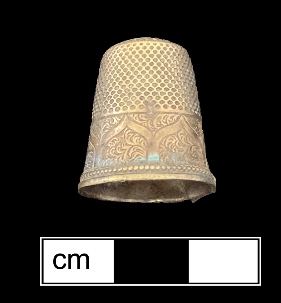Image of copper alloy thimble, deep drawn, hexagonal knurlings, dotted crown knurlings.