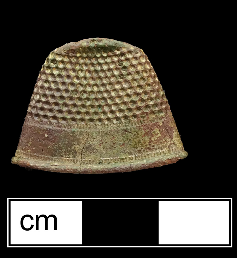 Image of copper alloy thimble, deep drawn, hexagonal knurlings, dotted crown knurlings.