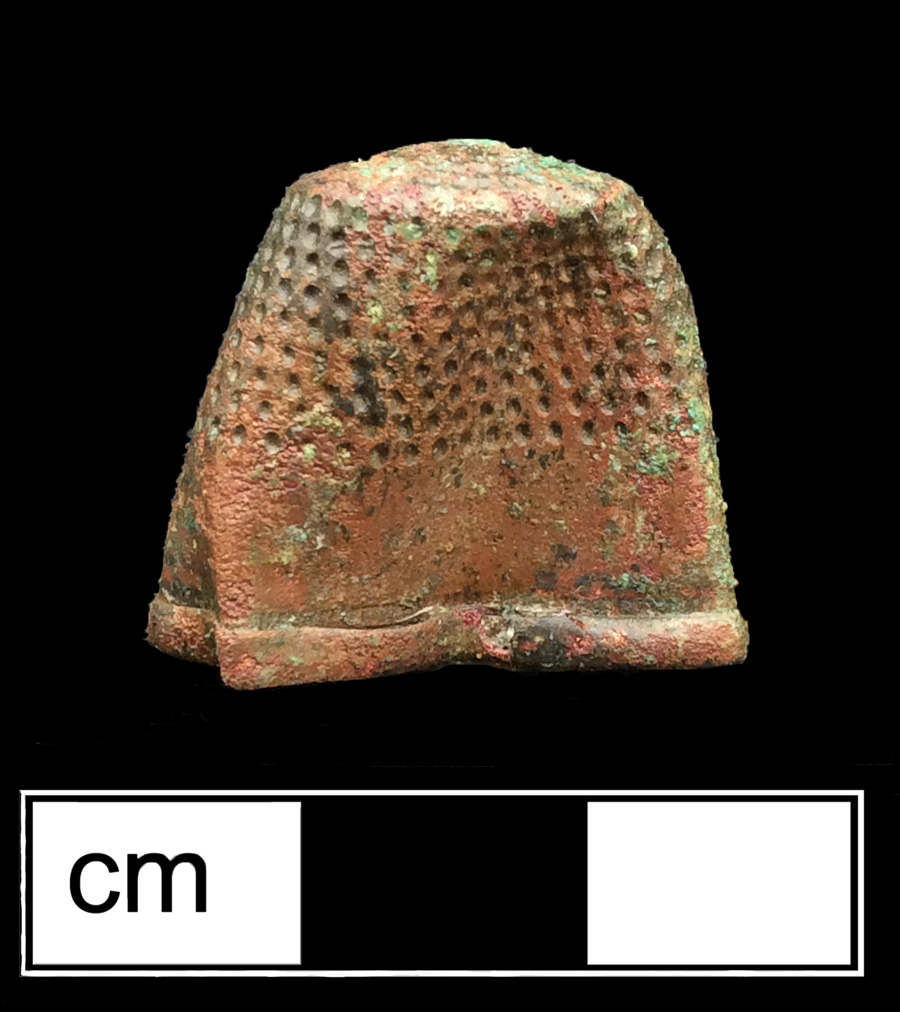 Image of copper alloy thimble, deep drawn, dotted knurlings, dotted crown knurlings.