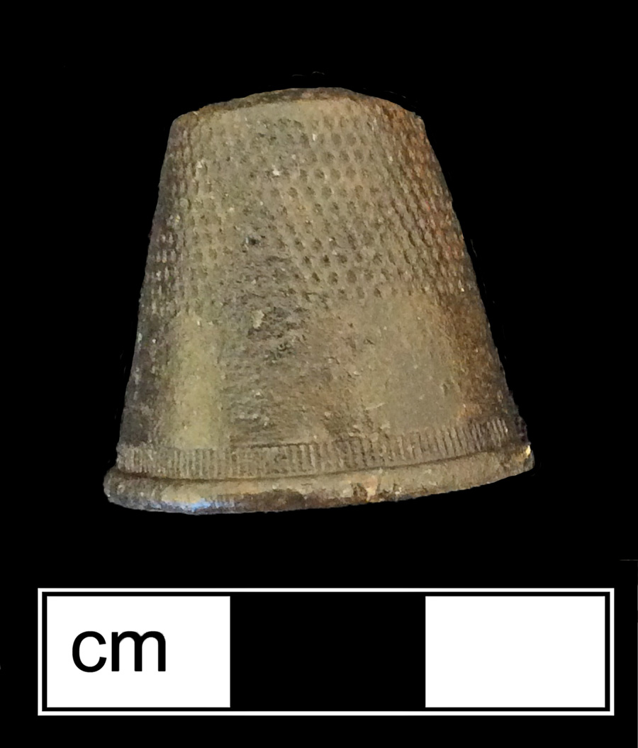 Image of copper alloy thimble, deep drawn, dotted knurlings, dotted crown knurlings.