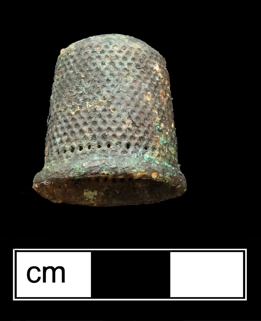 Image of copper alloy thimble, cast, hexagonal knurlings, waffle crown knurlings.