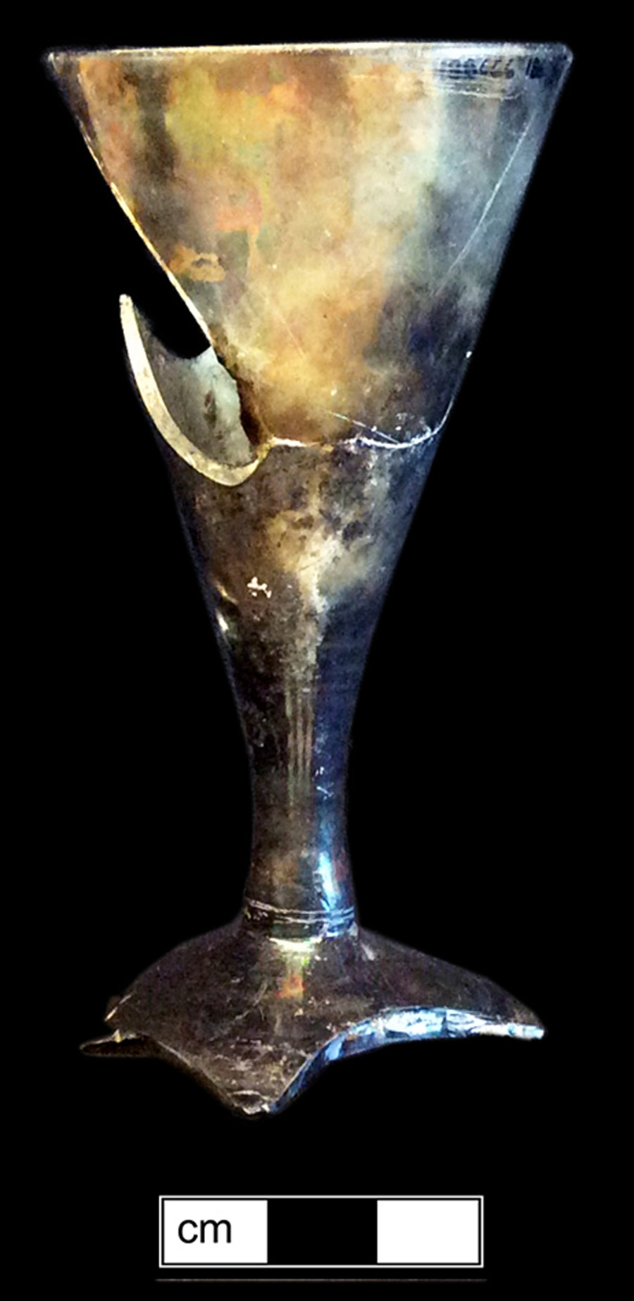 Image of colorless glass stemmed glass.