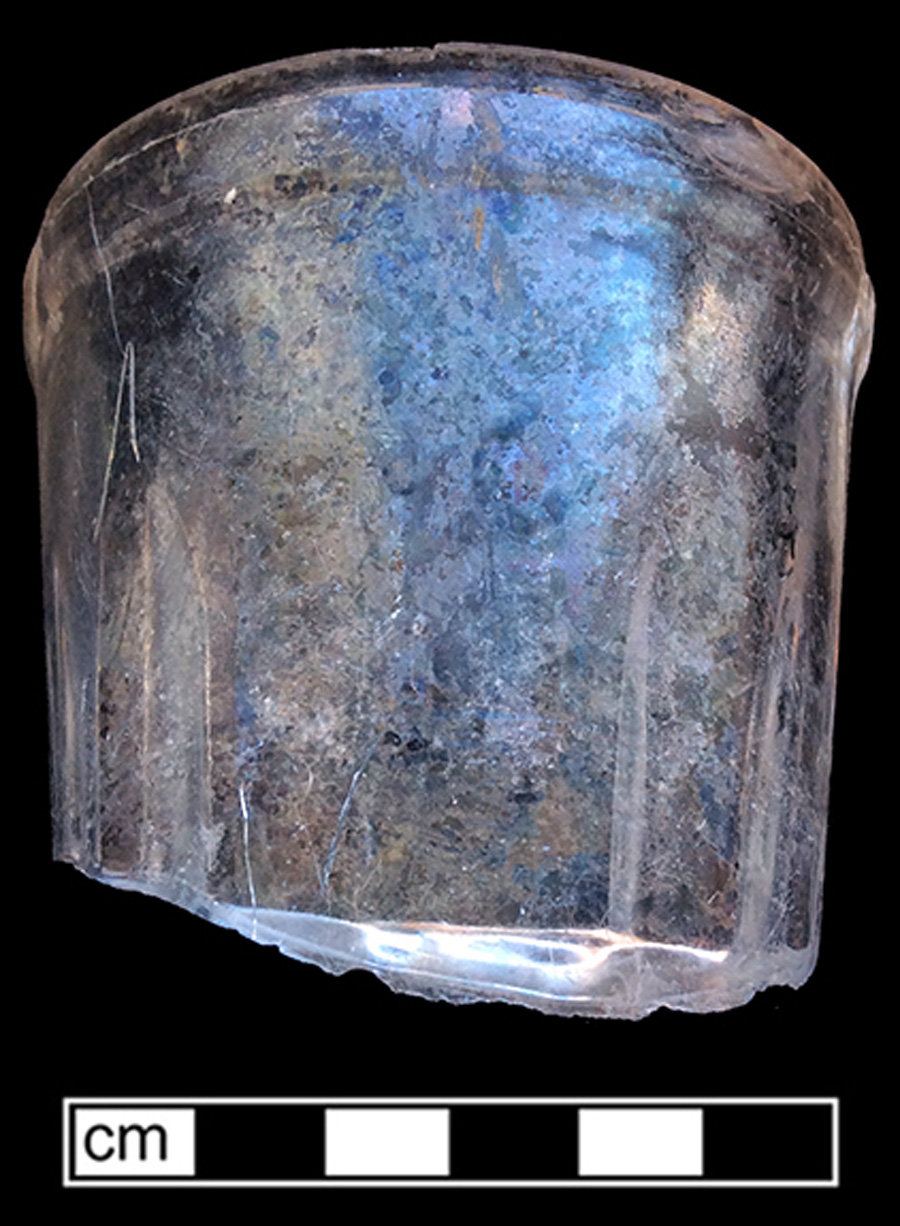 Image of colorless glass tumbler, hot glass decoration.