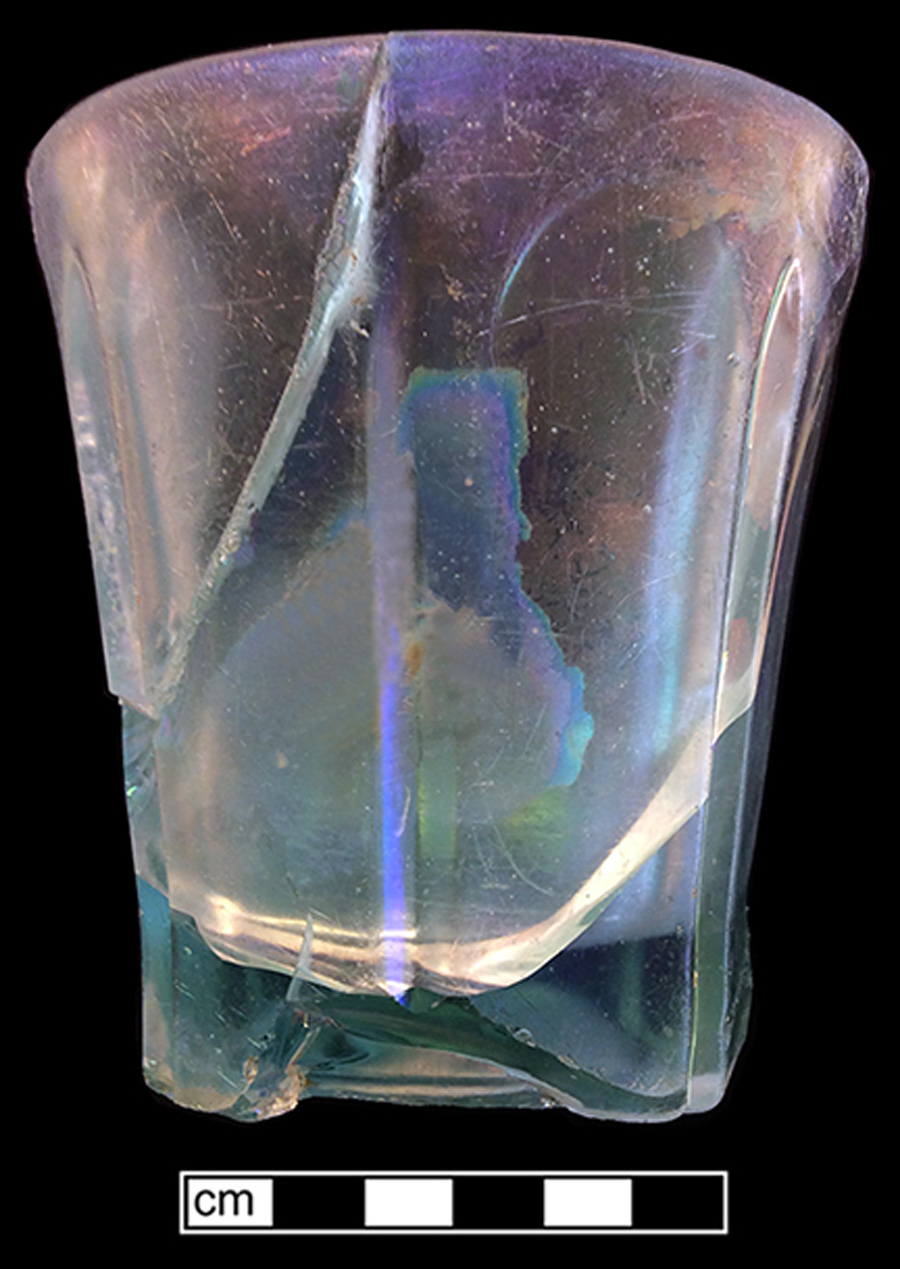 Image of colored glass tumbler.