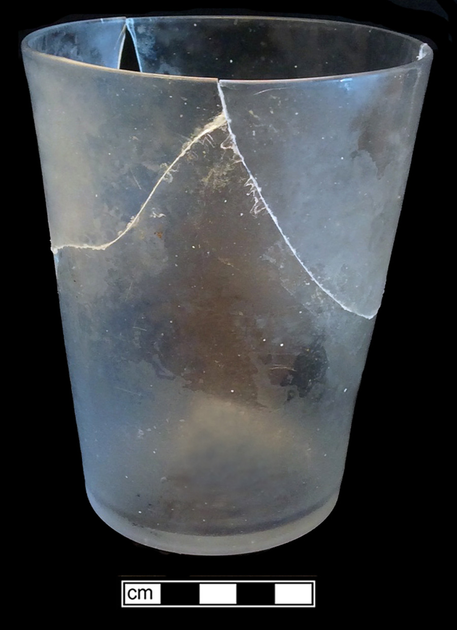 Image of colorless glass tumbler.