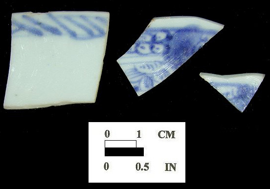Underglaze blue painted rim sherds - Oxon Hill, 18PR175, vessel #6537.