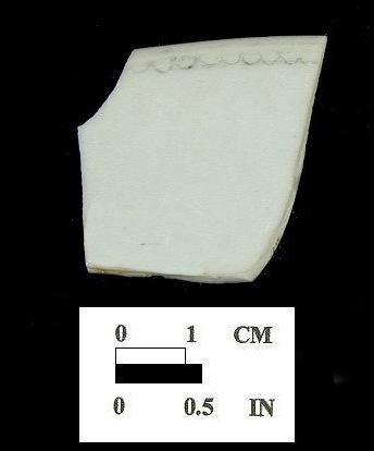 Overglaze painted English porcelain rim and body sherds - Oxon Hill, 18PR175, vessel 6579.