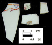 Overglaze painted English porcelain rim and body sherds - Oxon Hill, 18PR175, vessels #6578, #6544 (left) and #6579 (right).