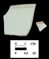 Overglaze painted English porcelain rim and body sherds - Oxon Hill, 18PR175, vessels #6578, #6544 (left) and #6579 (right).