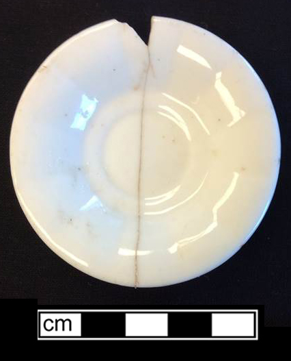 Continental European hard paste porcelain toy saucer. 6.5cm (diam) - from 18BC27.