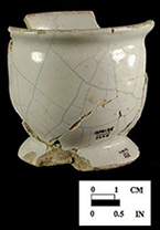 Undecorated ointment pot.