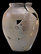 Salt glaze stoneware jar produced by William Rogers, Yorktown, Virginia, 1720–1745, Vessel height: 10.00”, The upper portion of the jar has been dipped in iron oxide.