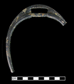 Upper portion of an ovoid stirrup with an eye integrated into the relatively wide top from 18CH308 - click image for more info.